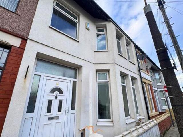 House for rent in Calderstones