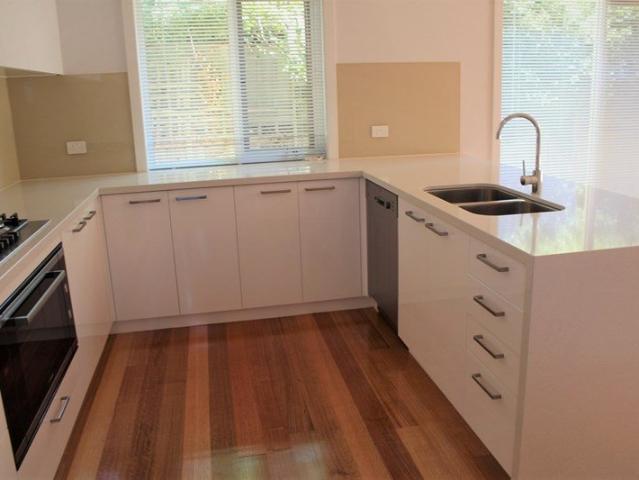 Townhouse for rent in Camerons Creek, Victoria