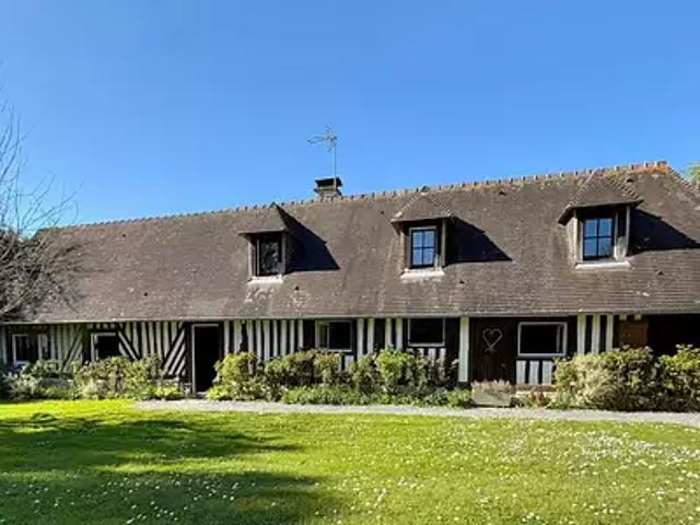 Maison vente à Lisieux, Normandie
