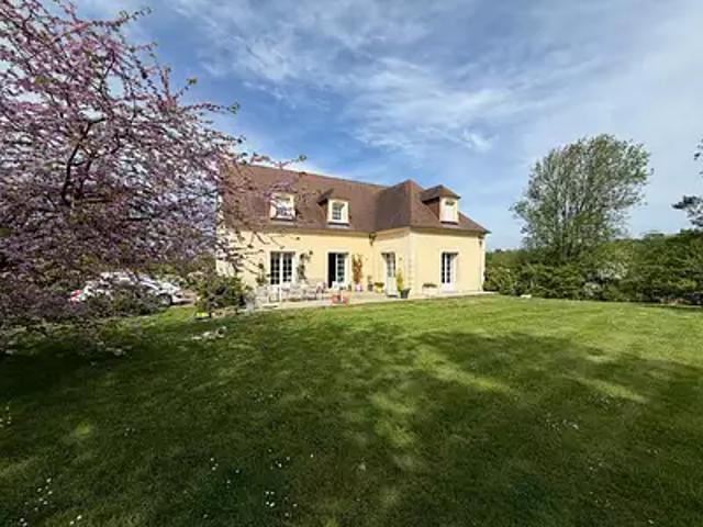 Maison vente à Lisieux, Normandie