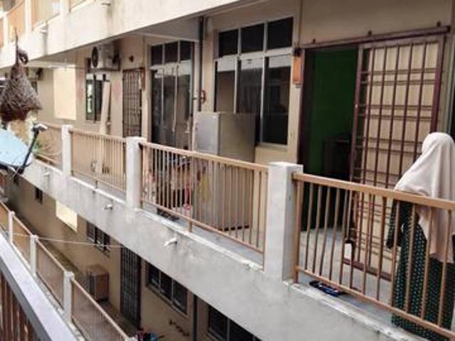 Flat for sale in Wellesley, Penang