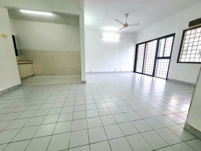 Terraced House for sale in Majlis Bandaraya Subang Jaya, Petaling