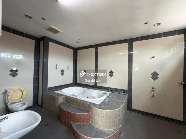 Residential House for sale in Country Heights Damansara, Kuala Lumpur