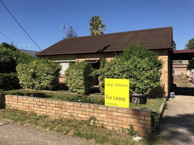 House for rent in Canley Heights