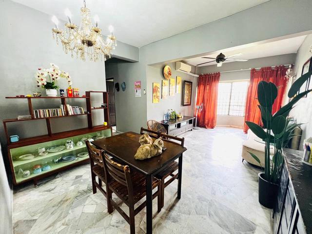 Apartment for sale in Country Heights Damansara, Kuala Lumpur