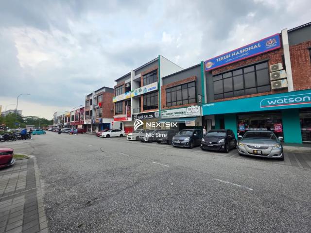 Residential House for sale in Kajang, Langat