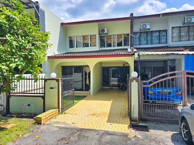 Terraced House for sale in Langat, Selangor