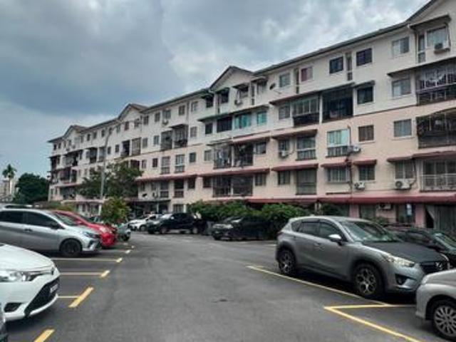 Apartment for sale in Langat, Selangor