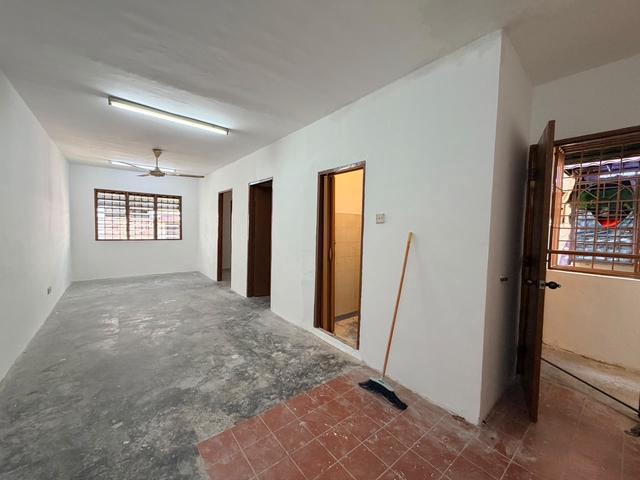 Apartment for sale in Petaling, Damansara Damai
