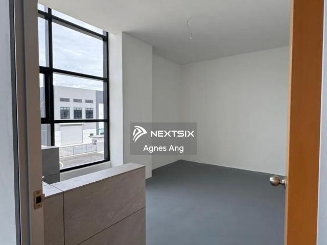 Residential House for rent in Bandar Baru Permas Jaya, Kampung Senibong