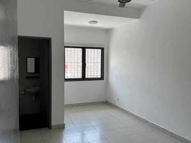 Terraced House for sale in Sungai Buloh, Shah Alam
