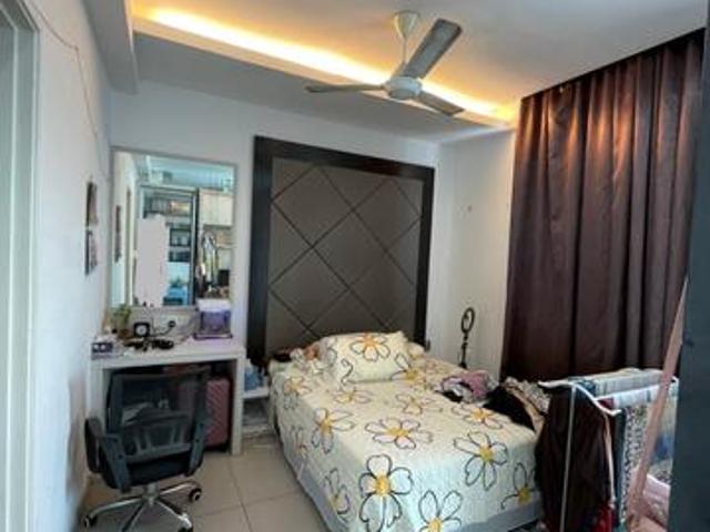 Serviced Residence for sale in Tanjong Sepat, Selangor