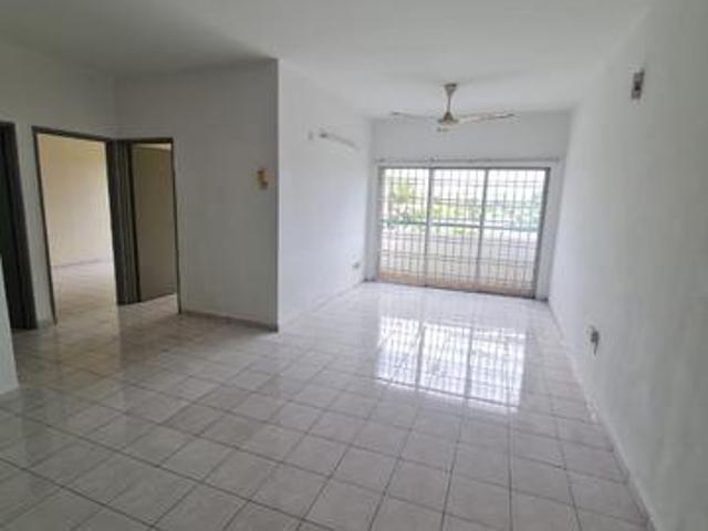 Apartment for sale in Petaling, Subang Jaya