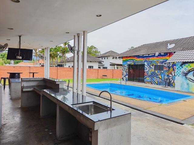 Bungalow for sale in Malaka