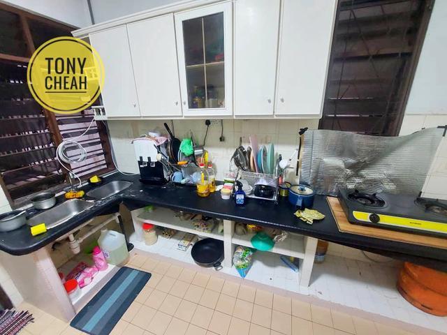 Apartment for sale in Barat Daya, George Town