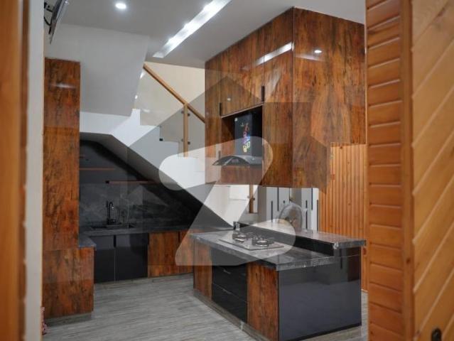 House for sale in Faisalabad, Islamabad Capital Territory