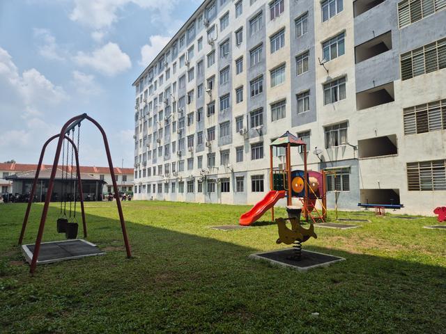 Apartment for sale in Malaka