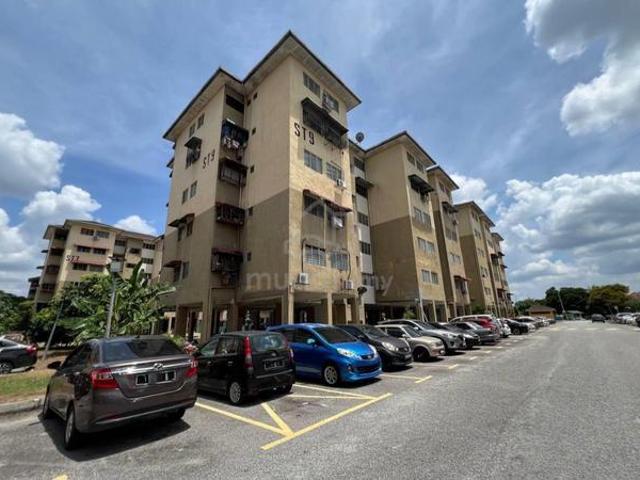 Apartment for sale in Kajang, Langat