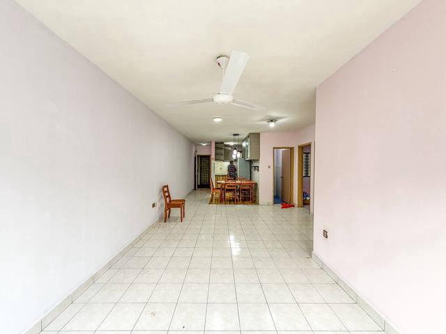 Apartment for sale in Petaling, Damansara Damai