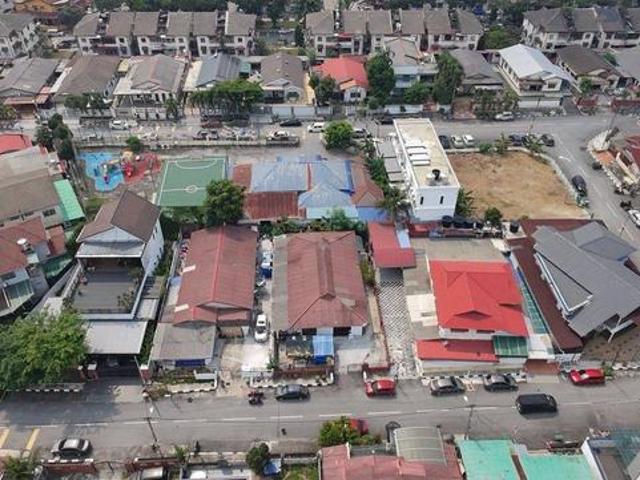 Terraced House for sale in Country Heights Damansara, Kuala Lumpur