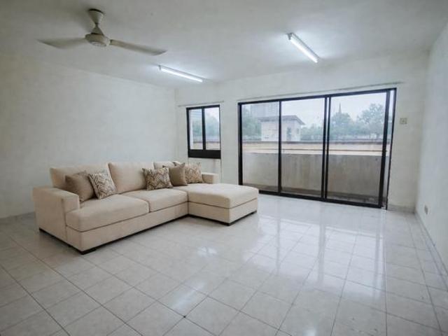 Condominium for sale in Petaling, Damansara Damai