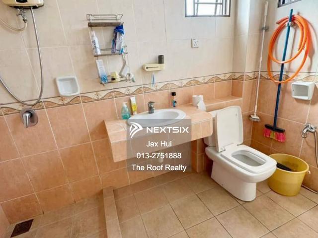 Shop for sale in Country Heights Damansara, Kuala Lumpur