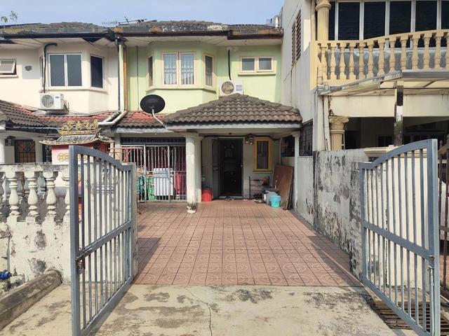 Terraced House for sale in Country Heights Damansara, Kuala Lumpur