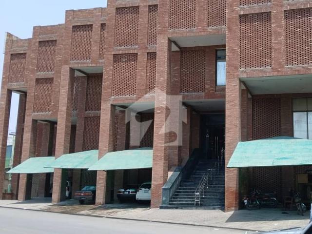 Building for sale in Multan, Islamabad Capital Territory