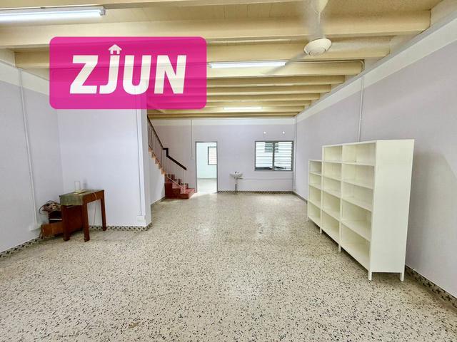 Terraced House for rent in Georgetown, Penang