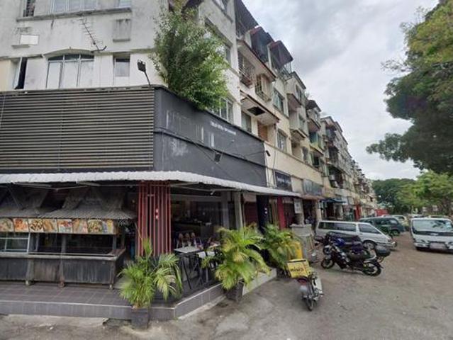 Flat for sale in Petaling, Subang Jaya