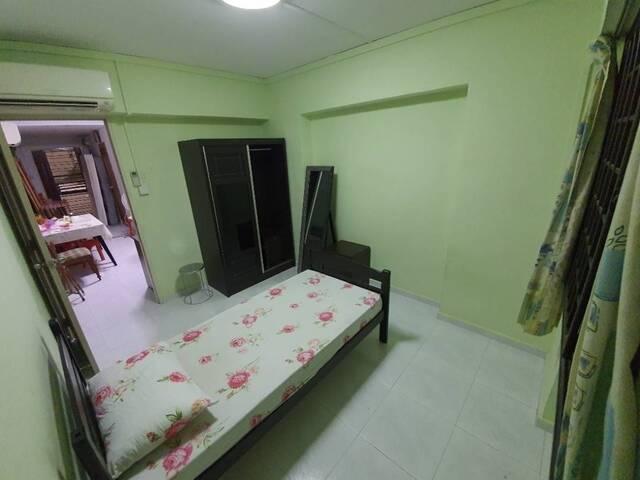 Room for rent
