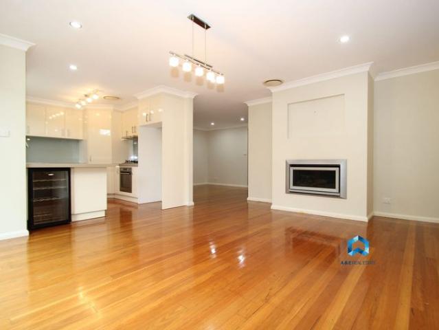 Townhouse for rent in Norwest, Sydney