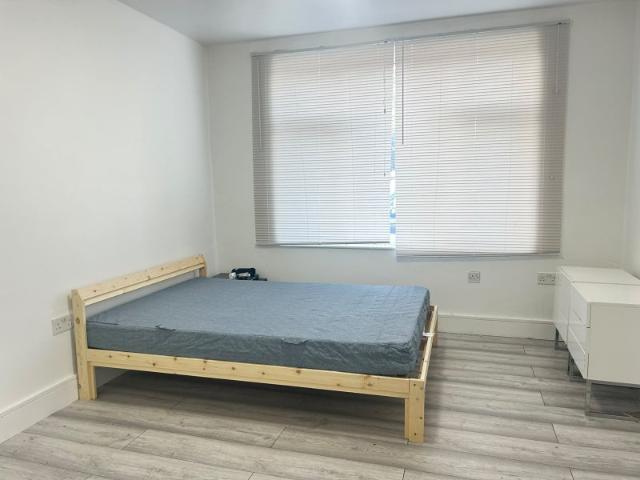 Studio for rent in London Borough of Brent, Greater London