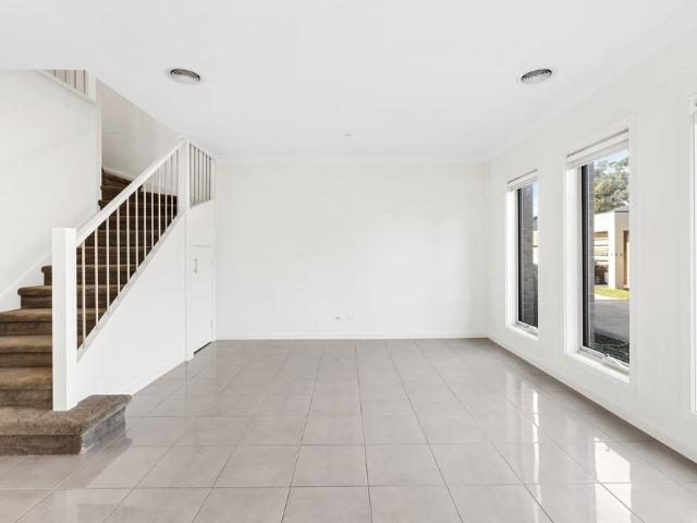 Townhouse for rent in Wallan, Victoria