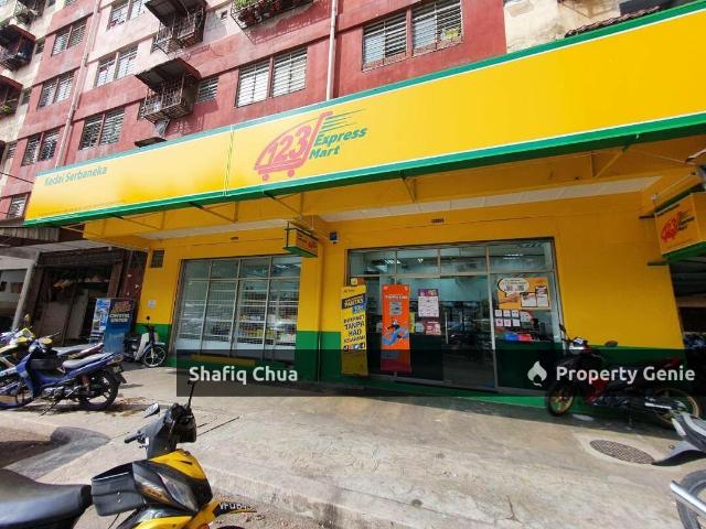 Shop for rent in Petaling, Damansara Damai