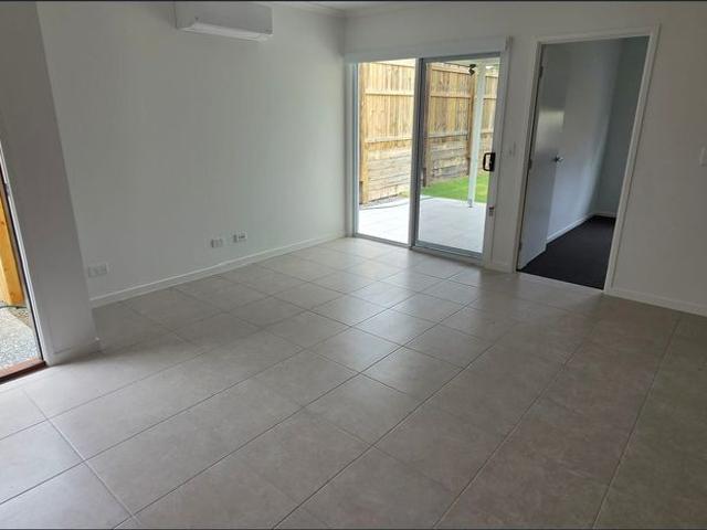 House for rent in Loganlea, Greater Brisbane