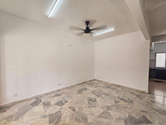 Terraced House for rent in Petaling, Subang Jaya