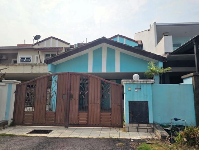 Terraced House for sale in Petaling, Subang Jaya