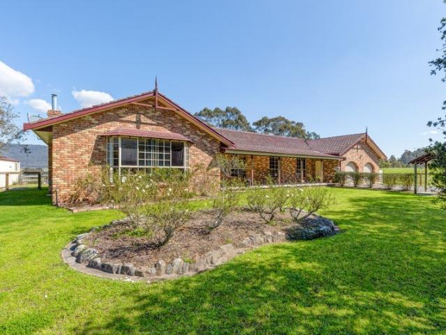 Cottage for sale in Vacy, New South Wales