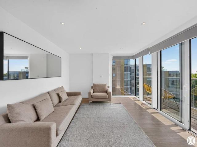 Apartment for rent in Stamford Hill, Greater London