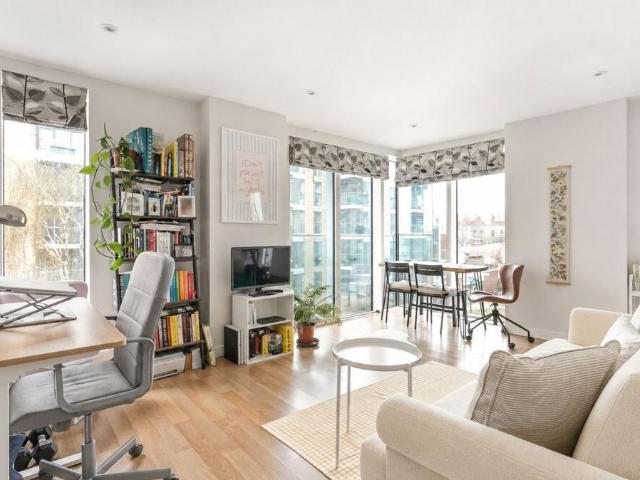 House for rent in Stamford Hill, Greater London