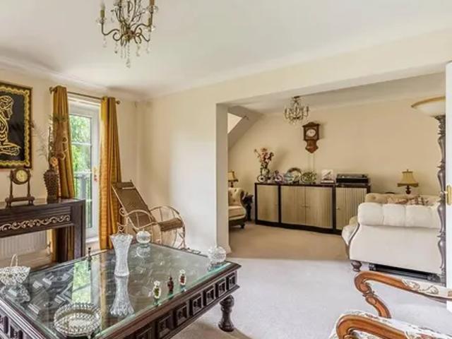 House for rent in Little Stanmore, Greater London