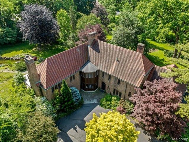 House for sale in Bloomfield Hills
