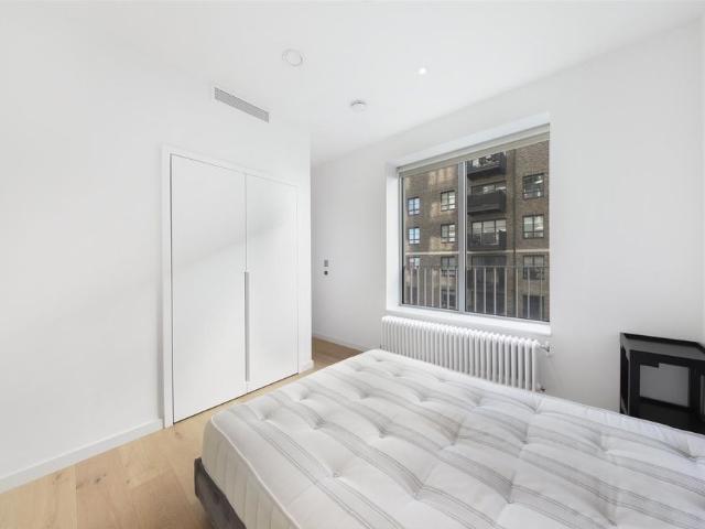 Apartment for rent in London, Isle Of Man