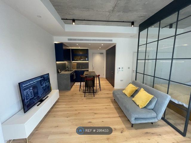 Studio for rent in Blackwall, Greater London