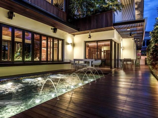 Farm for sale in Marine Parade