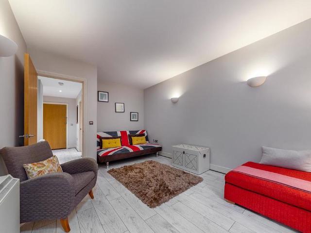 Apartment for rent in Tower Hill, Greater London