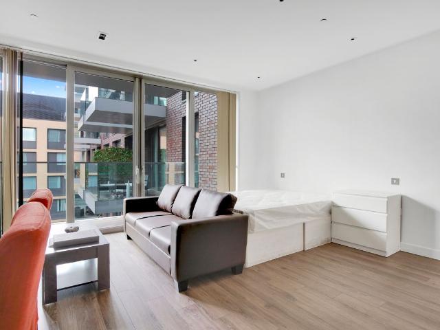 Studio for rent in Spitalfields, Whitechapel