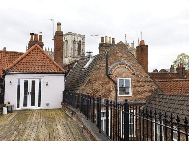 House for rent in High Field, York