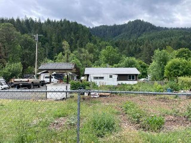 House for sale in Glide